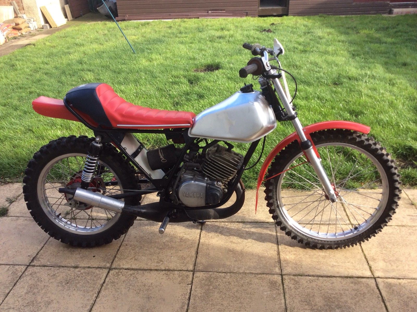 yamaha dt 175 scrambler