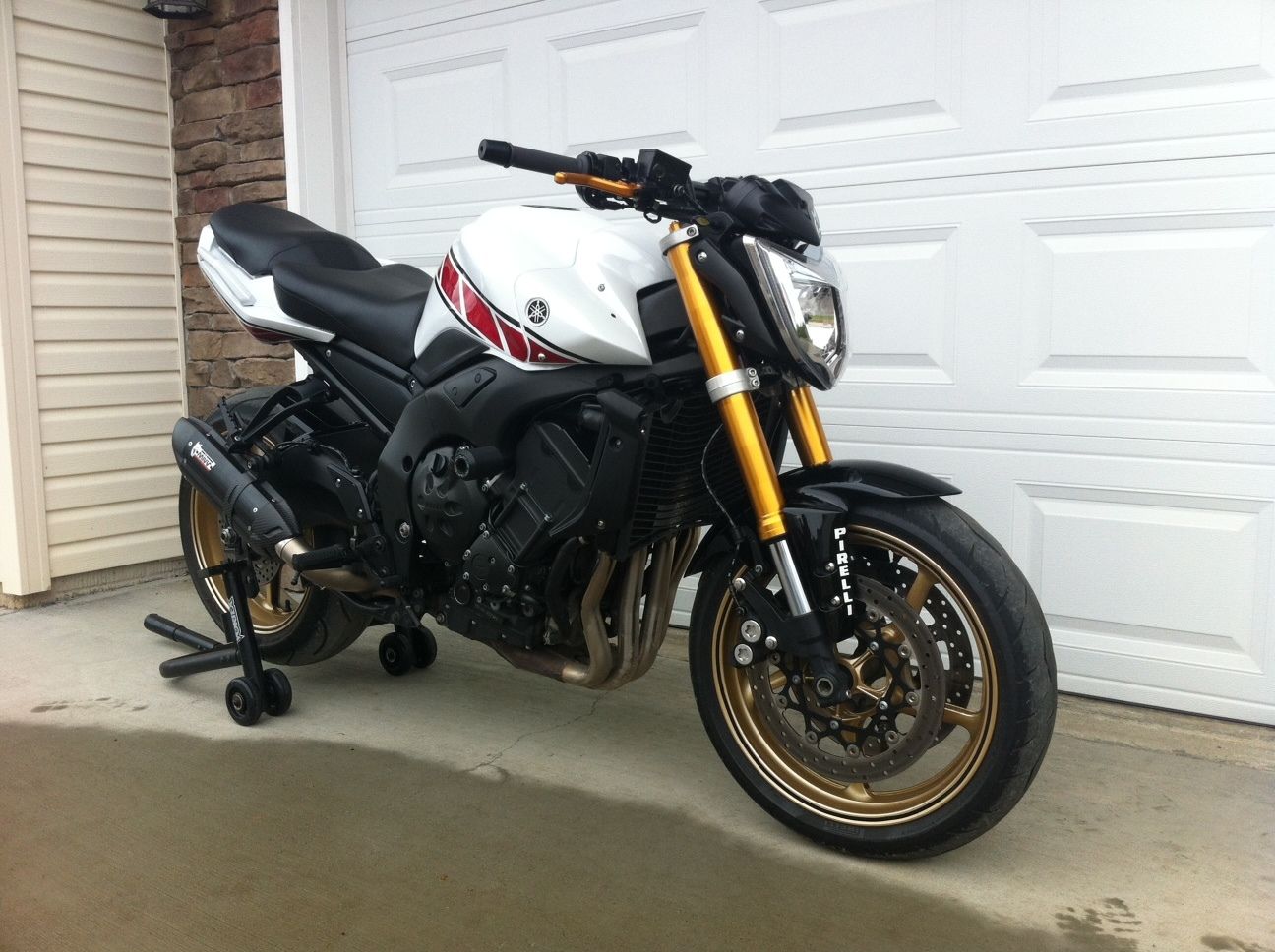 Yamaha fz1 streetfighter kit