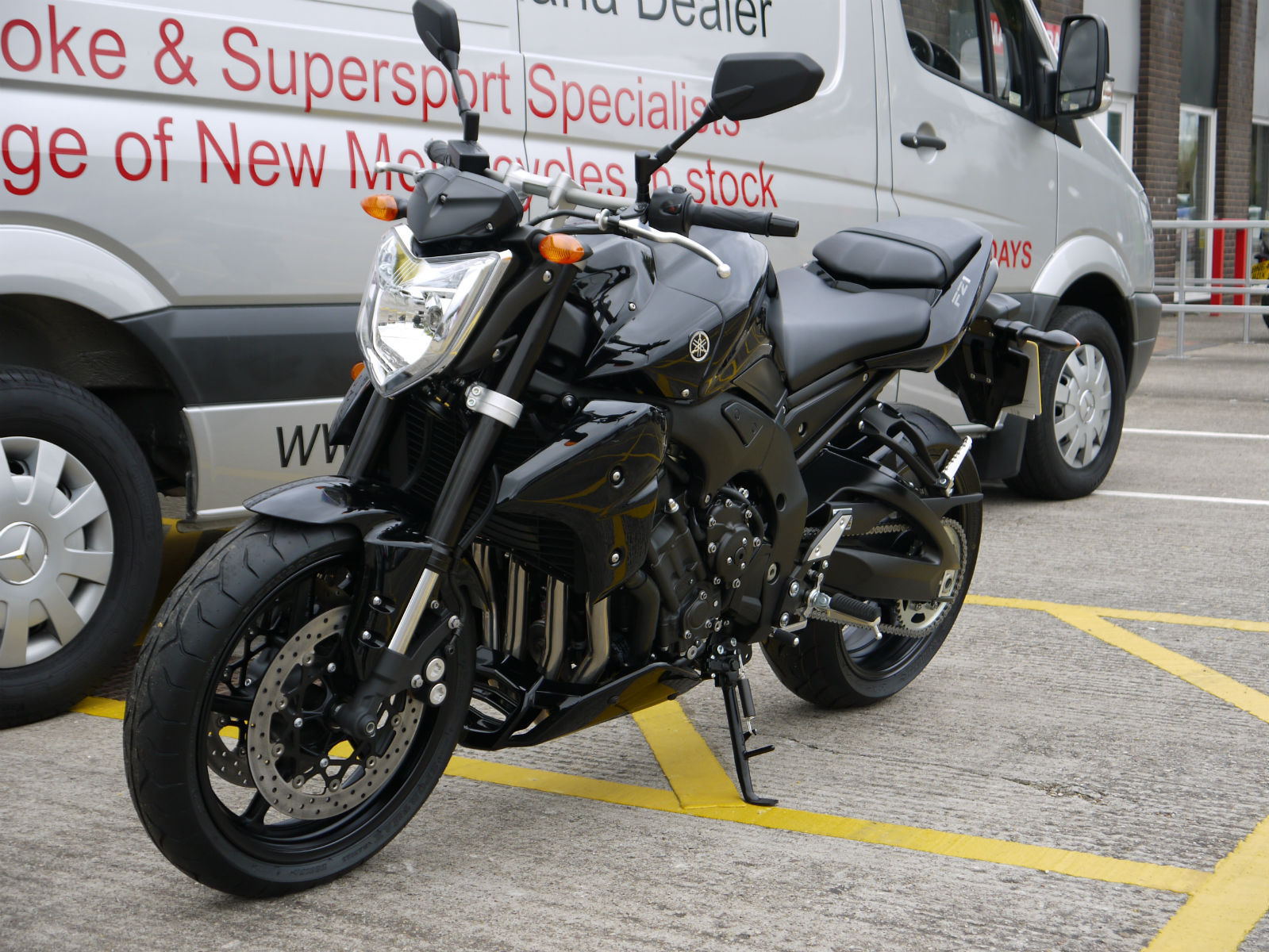 Yamaha fz1 2014