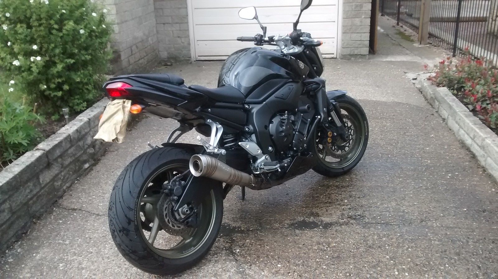 Yamaha fz1 Street Fighter