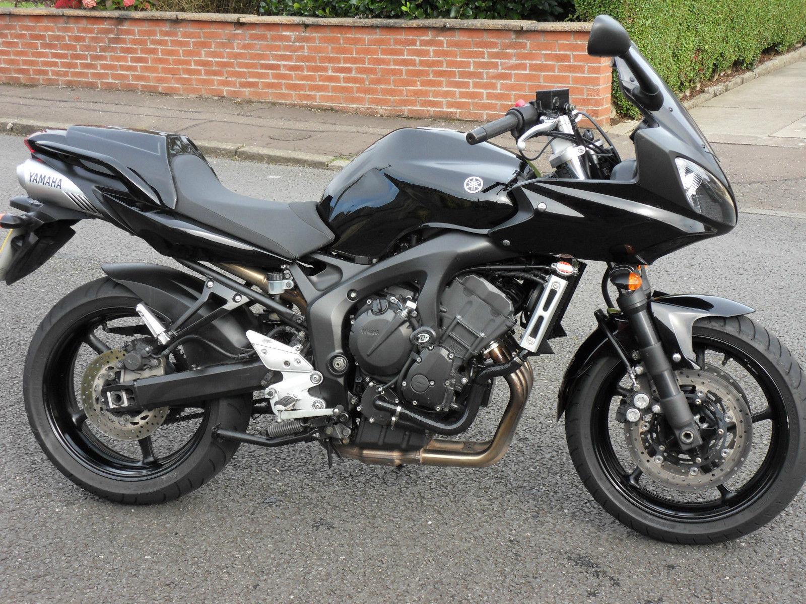 Yamaha FZ 600 2008