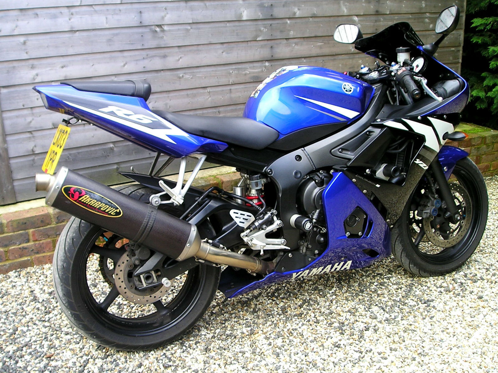 Yamaha YZF r6 2003