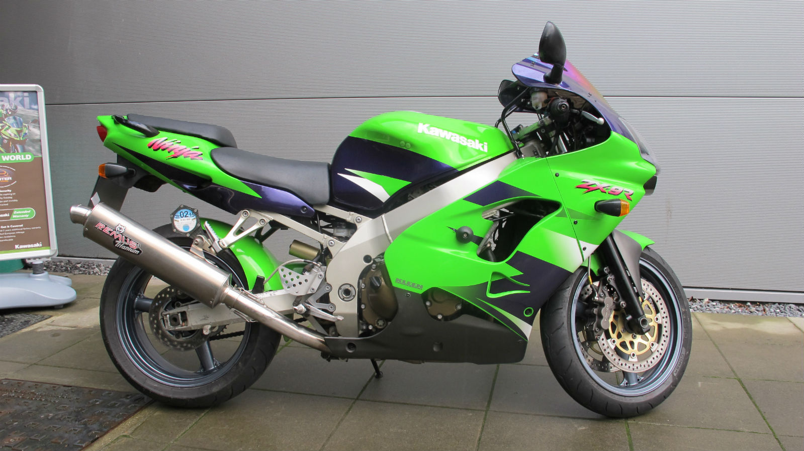 2001 Kawasaki ZX900 E1 ZX9R Green 24249 Miles