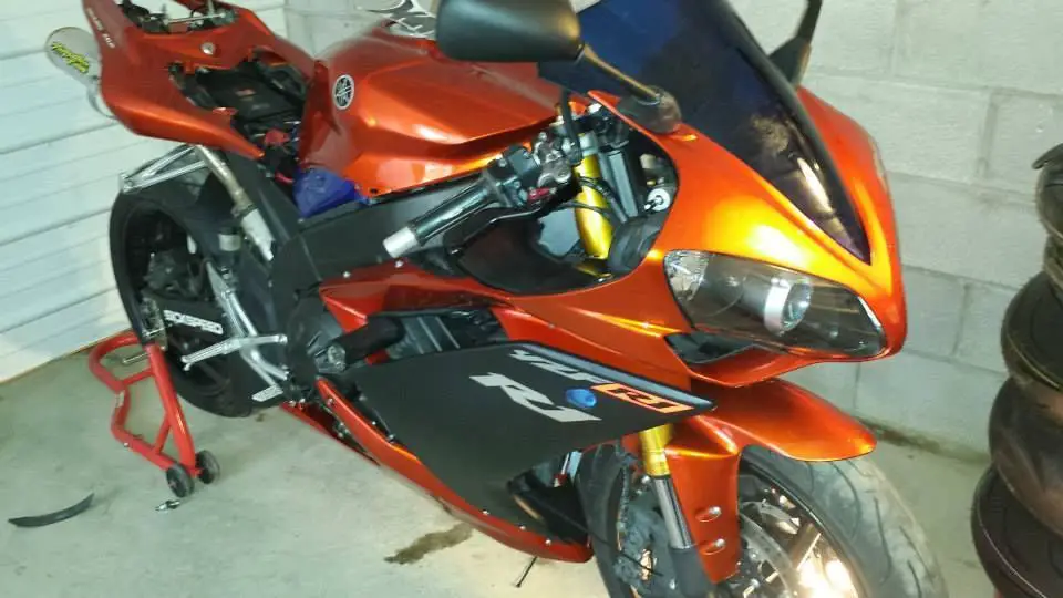 2007 Yamaha R1 LOW MILES