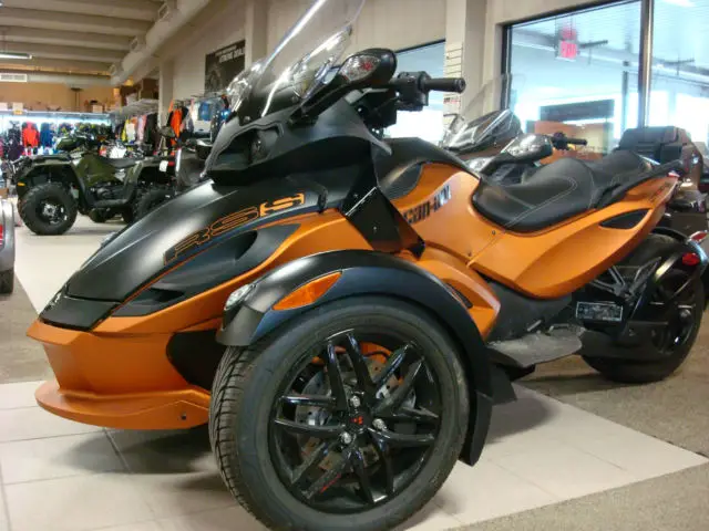2011 CAN AM SPYDER RS-S SE 5 **LOW LOW MILES**