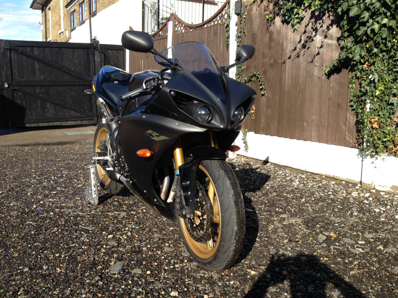 2011 Yamaha YZF R1