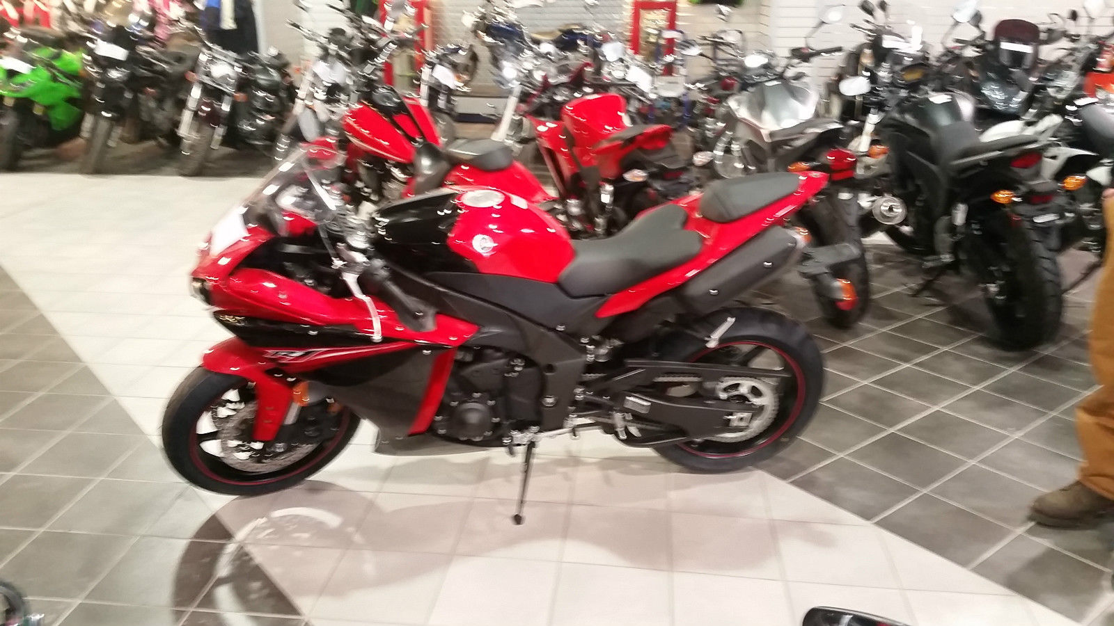 2013 Yamaha R1