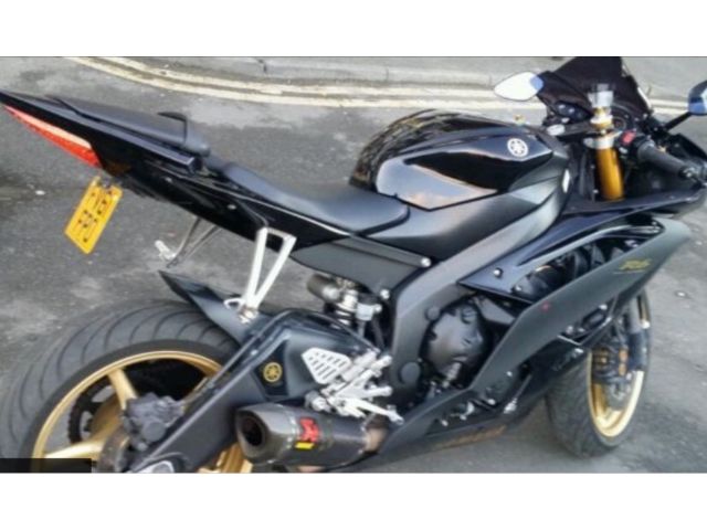 61 plate r6 black and gold