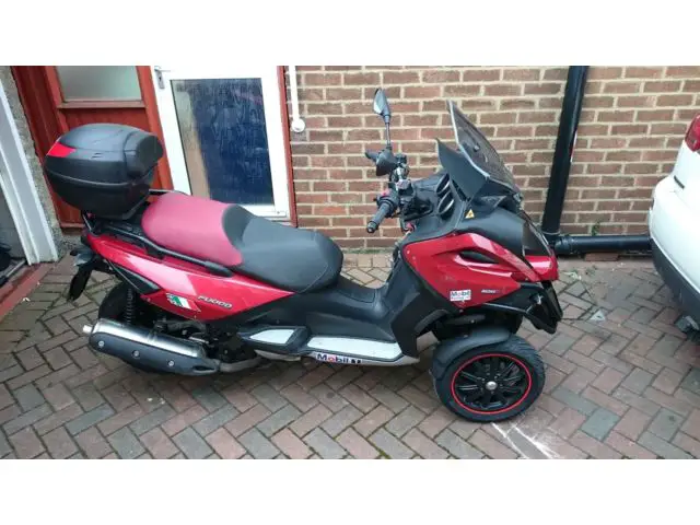 Top Case 52 Litres Noir Mat Pour GILERA Fuoco 500 - Coffre Moto Avec Plaque Et Poignée - Contient 2 Casques