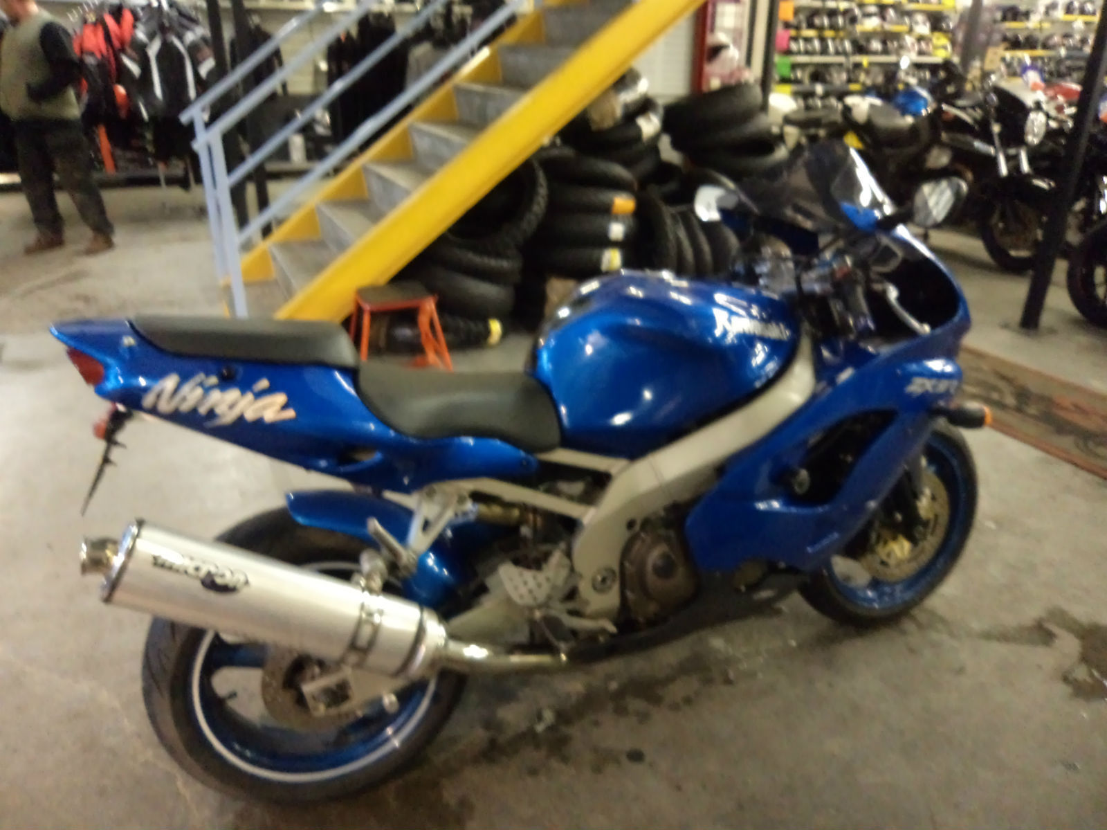 KAWASAKI ZX 900-C1