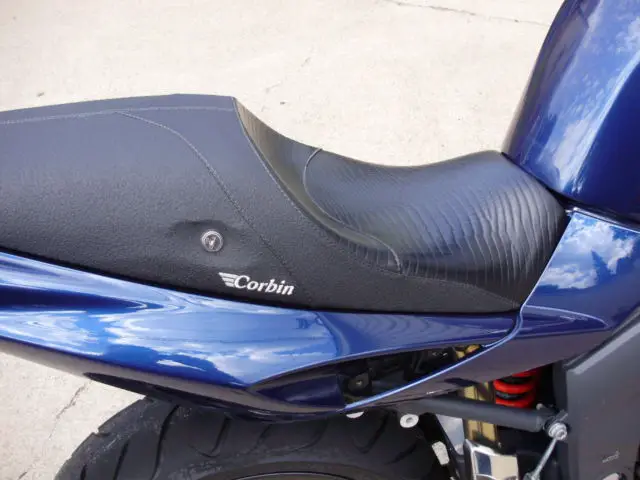 Triumph sprint st 1050