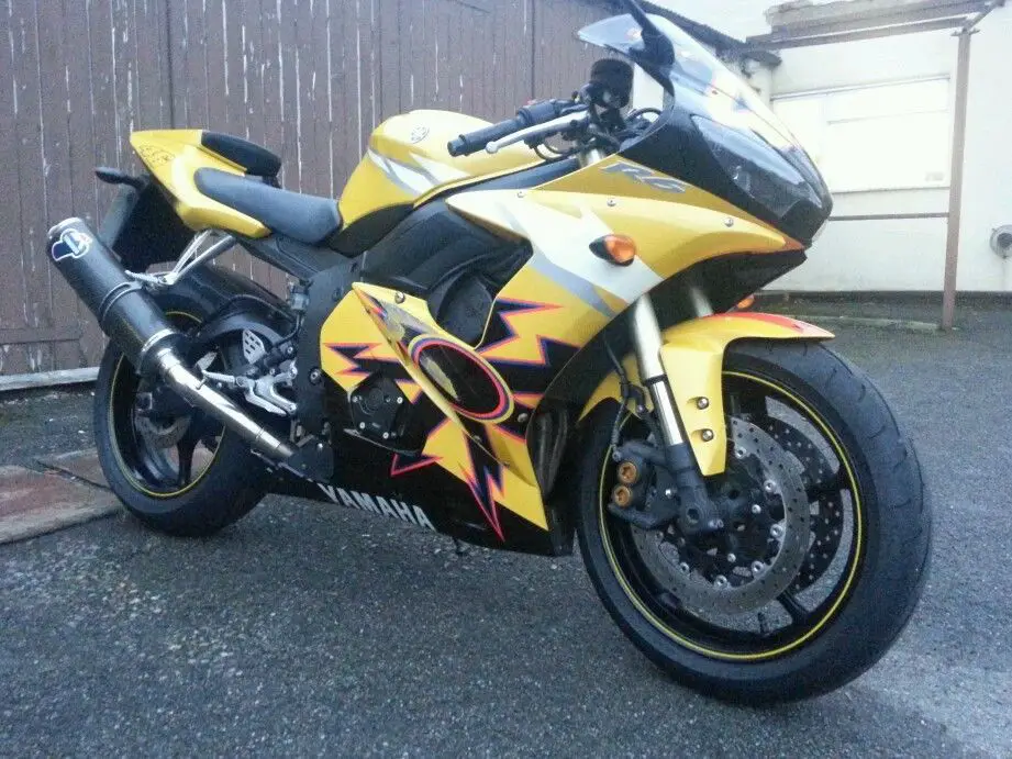 Yamaha r6 2005 r46 yzf 600