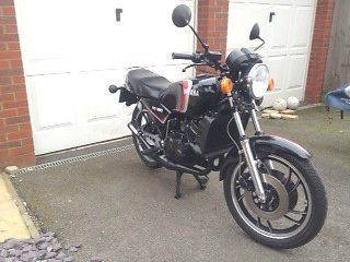 Ad: 1983 Yamaha RD350LC 4LO On eBay here