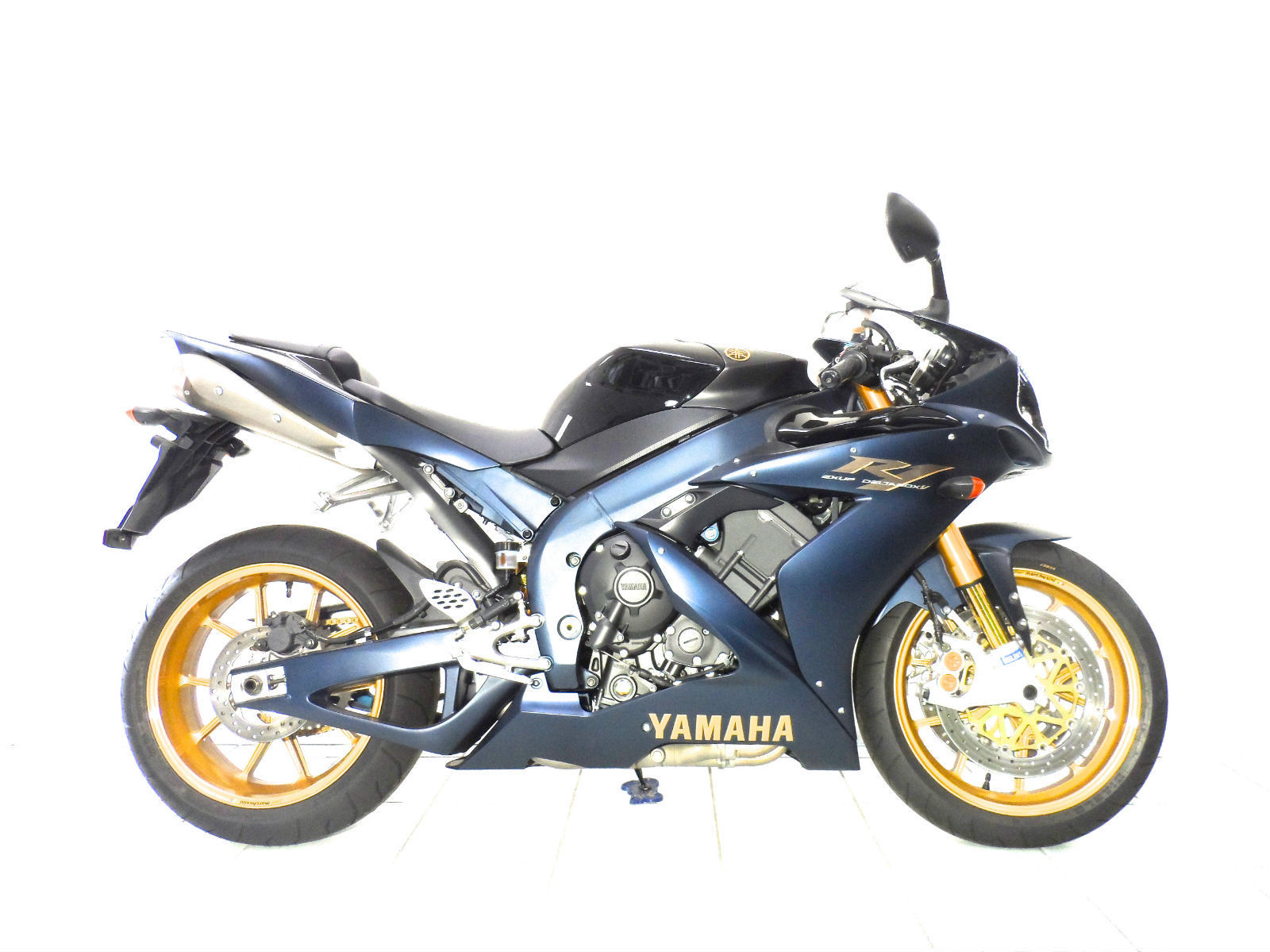YAMAHA YZF-R1 SP BRAND NEW